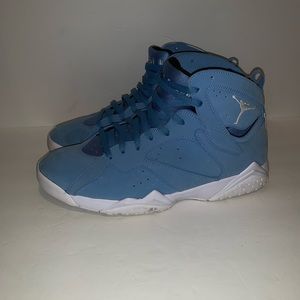 Jordan 7 “Pantone”